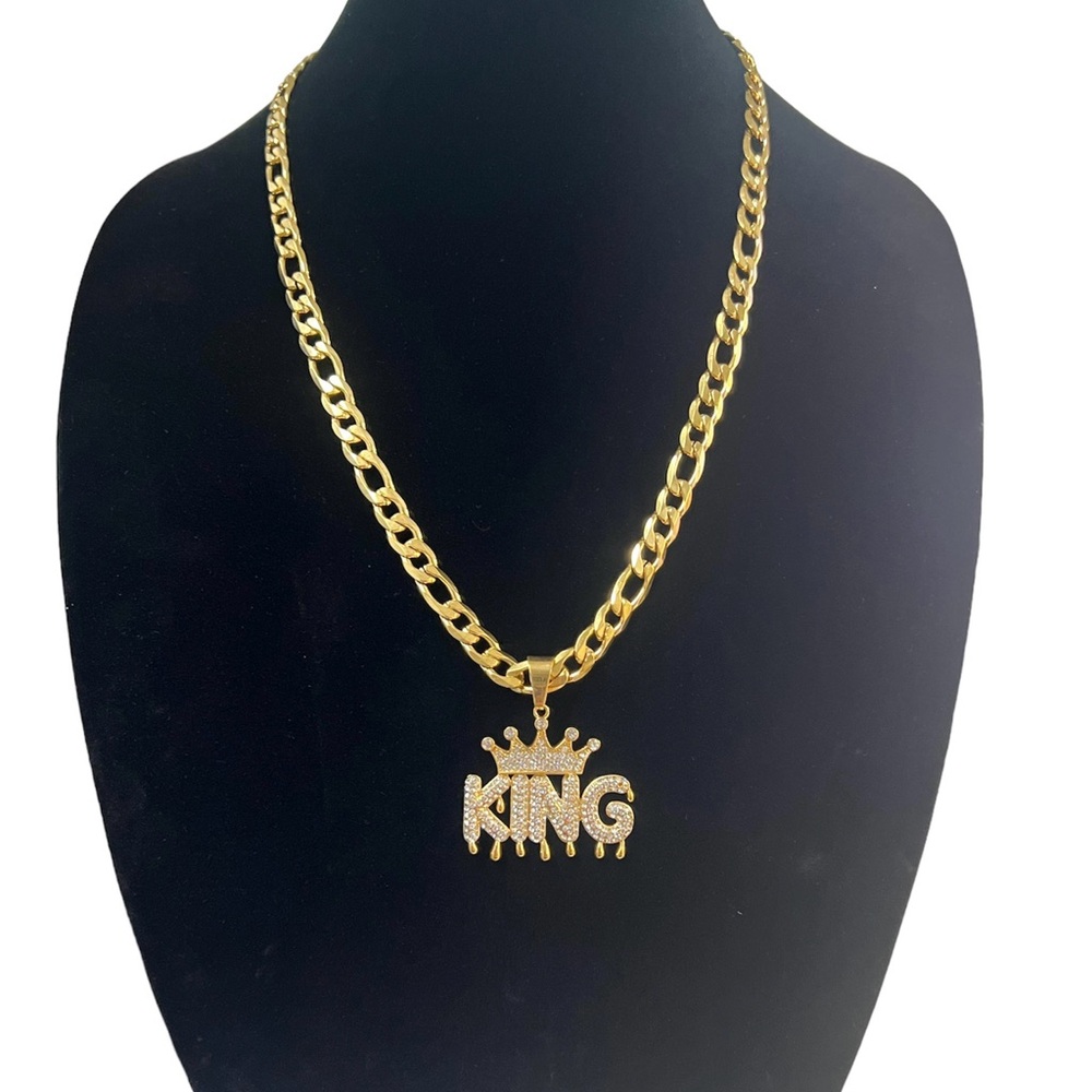 Gold 'KING' Pendant Necklace